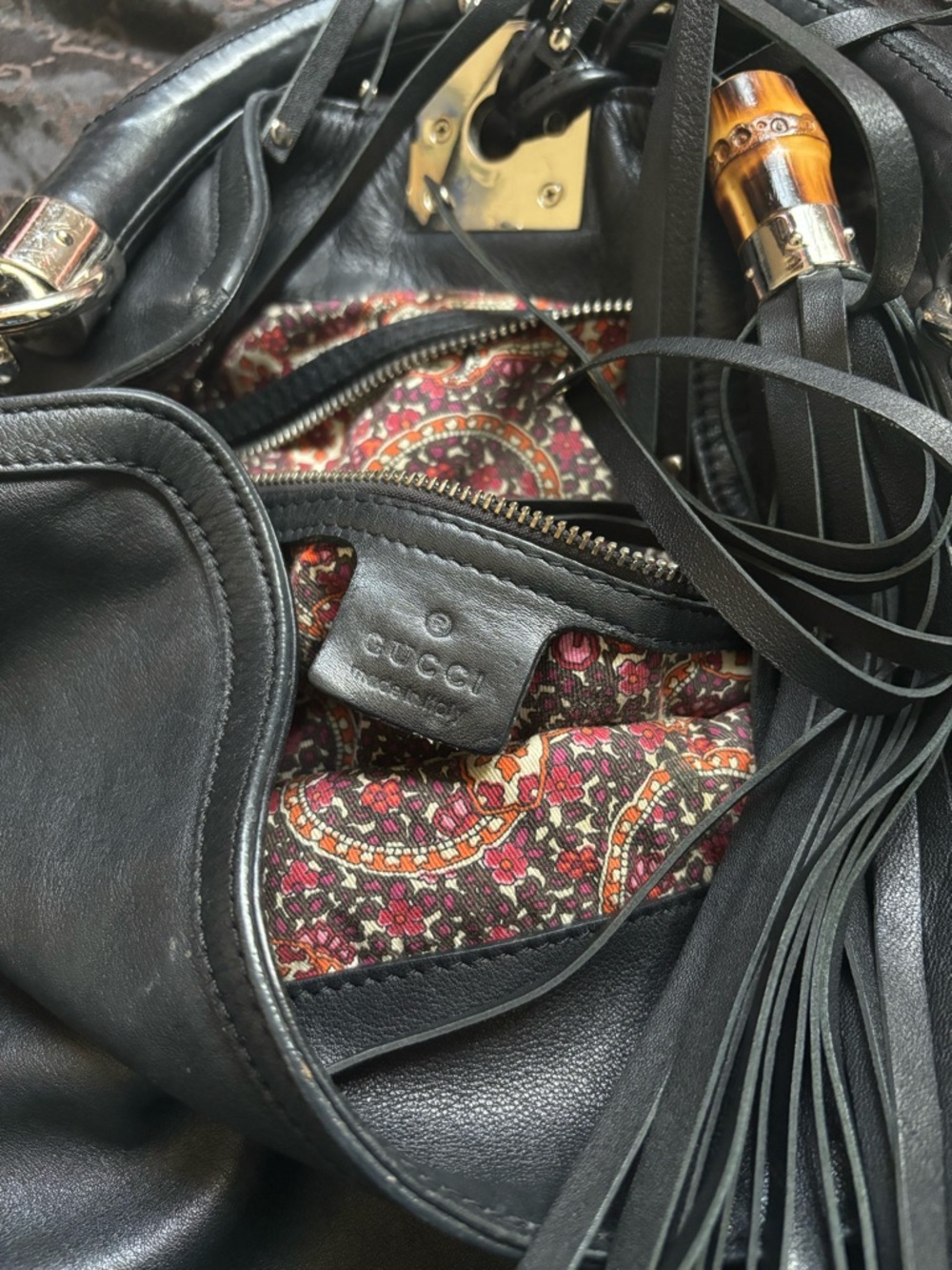 Authentic GUCCI “Indy” black leather Hobo bag - Picture 2 of 11